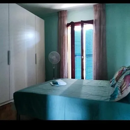 Apartament A Casa Di Fiorella